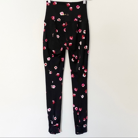 Beyond Yoga x Kate Spade Falling Floral High Waist Bow Detail Leggings - Picture 5 of 11